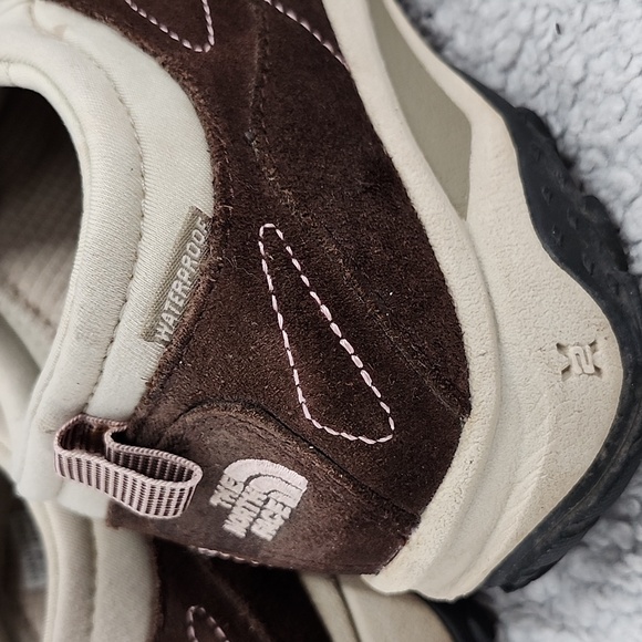 The North Face Women's 9/10 Suede Primaloft Insulated Moc Slip On Sneaker Shoes - Picture 14 of 14